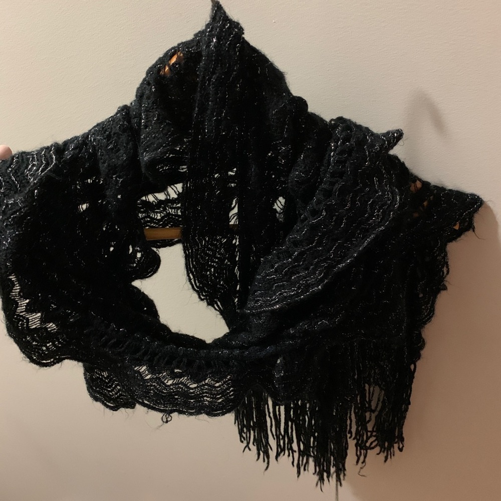 Scarf - Picture 3 of 4